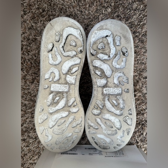 Alexander McQUEEN
Women's Oversized Low Top Sneakers 38.5 - Picture 5 of 6